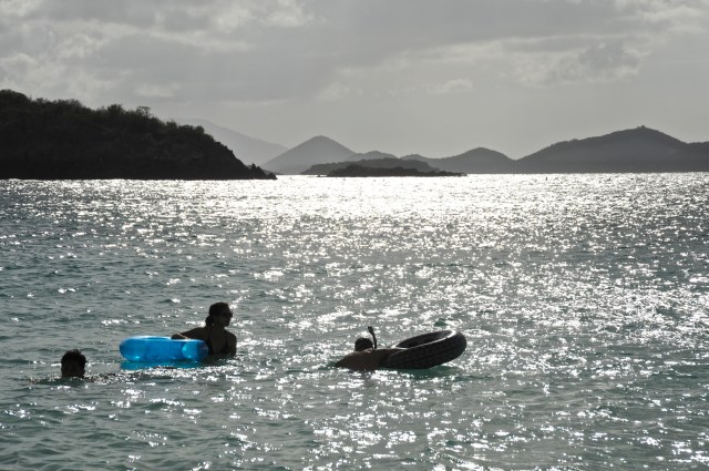 Snorkelers use tubes to stay afloat