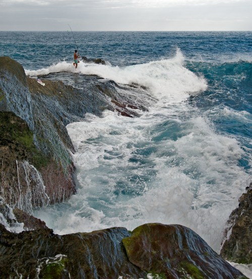 Rock fishing at ShihTiPing (giant stone steps)