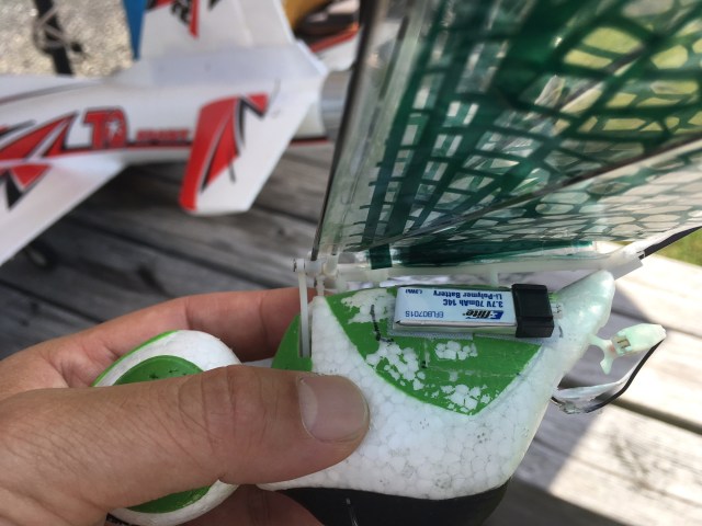 Using a lightweight 70mAh lipo