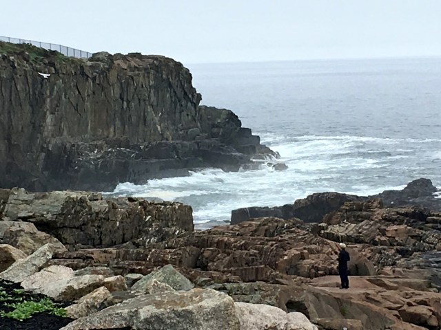 Flying the UMX Radian on rock formation against the cliff at Cliff House