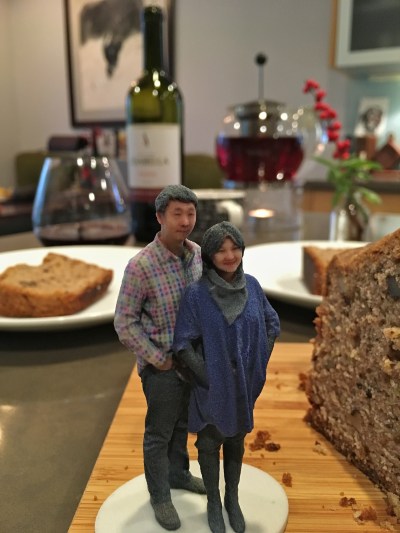 3D selfie next to Comer bread IMG_4909_FRD