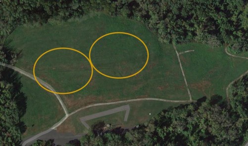 Figure eight parallel to the runway