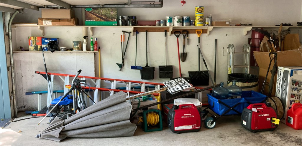 Items found on the left side of the garage
