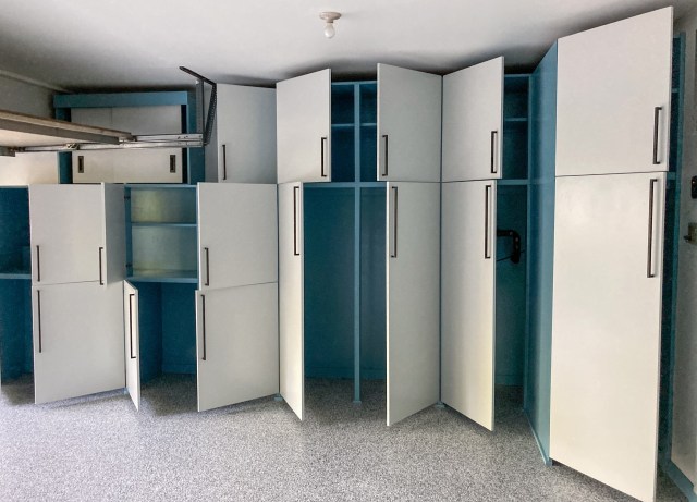 How cabinet doors open