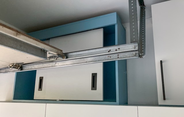 Making the best use of the space next to door rails